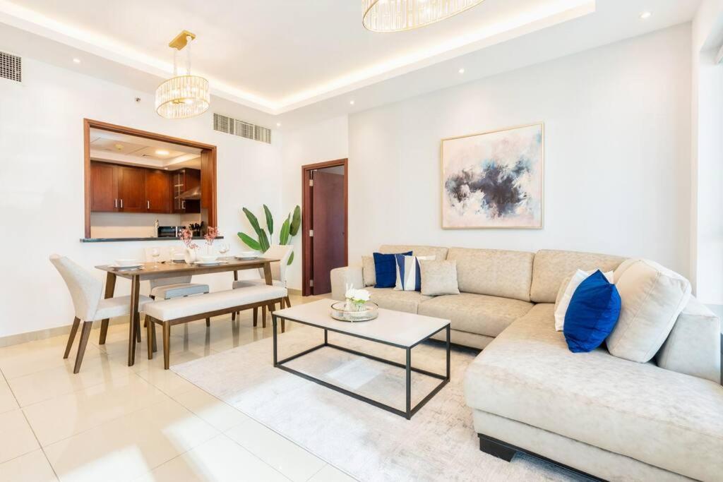 New! Luxury 3Bedroom With Spectacular Burj Views Downtown 두바이 외부 사진