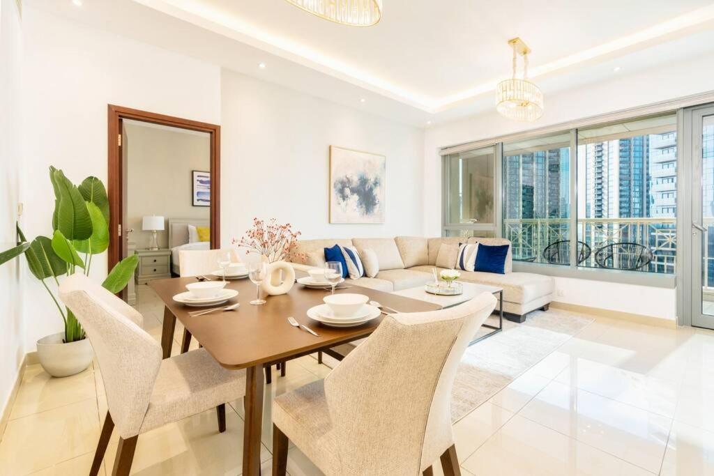 New! Luxury 3Bedroom With Spectacular Burj Views Downtown 두바이 외부 사진